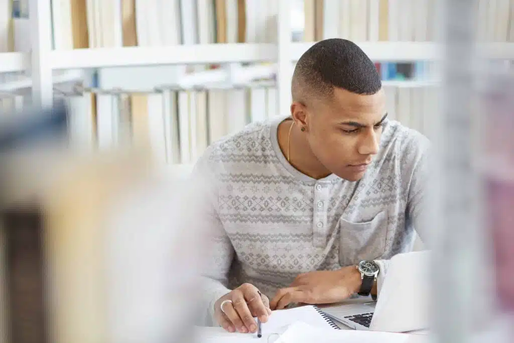 Preparação para PCE – Programas de Acesso Universitário para Estudar uma Graduação na Espanha 3